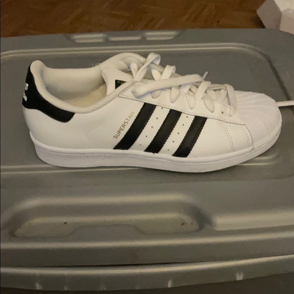 Adidas superstar